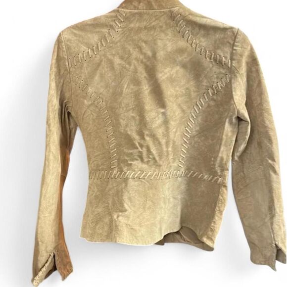 Vintage 90’s/00’s Tan Suede Button-up Jacket W/ Flattering, & Adorable Stitching - Picture 8 of 8
